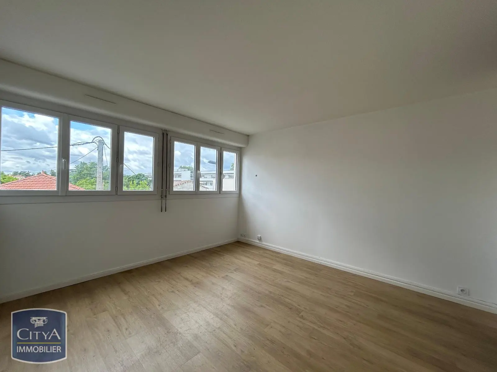 Photo 10 Appartement 1 pièce 24.12m²
