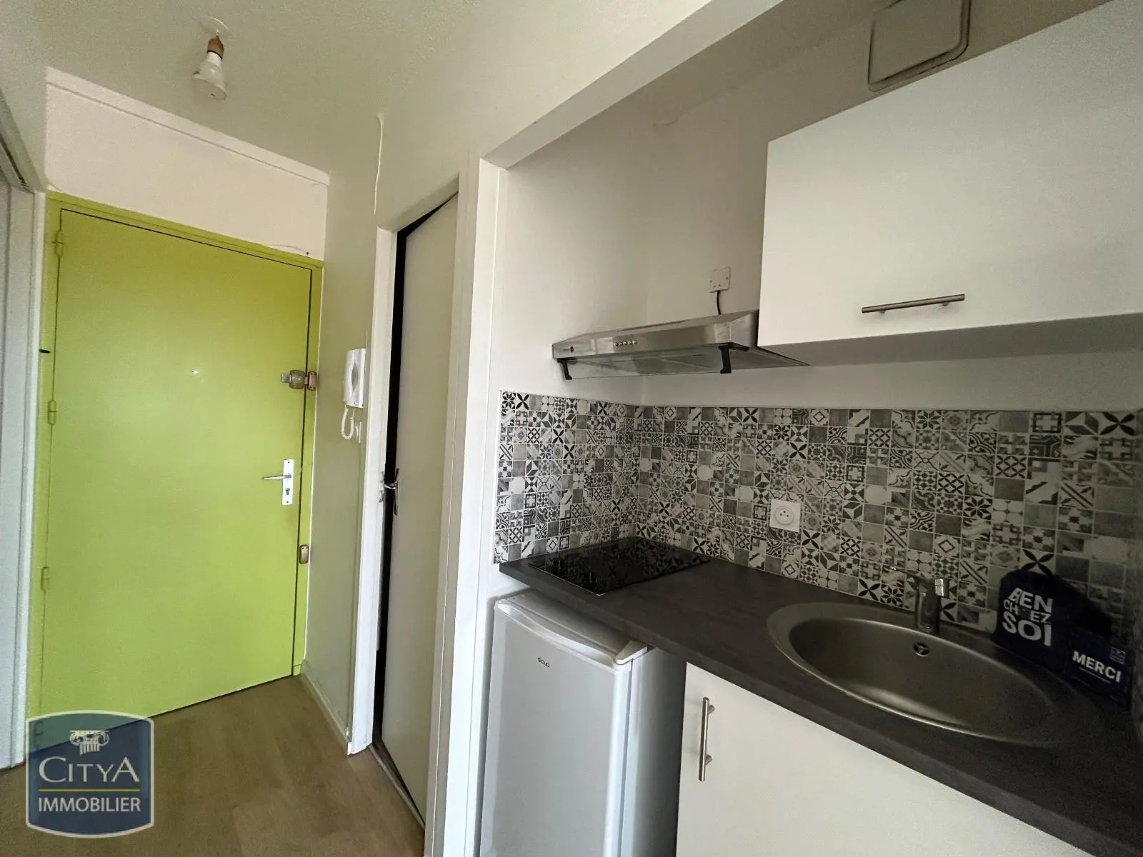 Photo 7 Appartement 1 pièce 24.12m²
