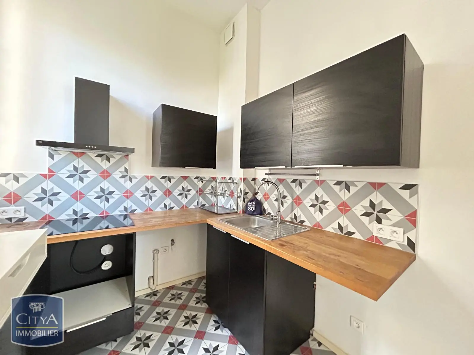 Photo 1 Appartement 1 pièce 26.88m²