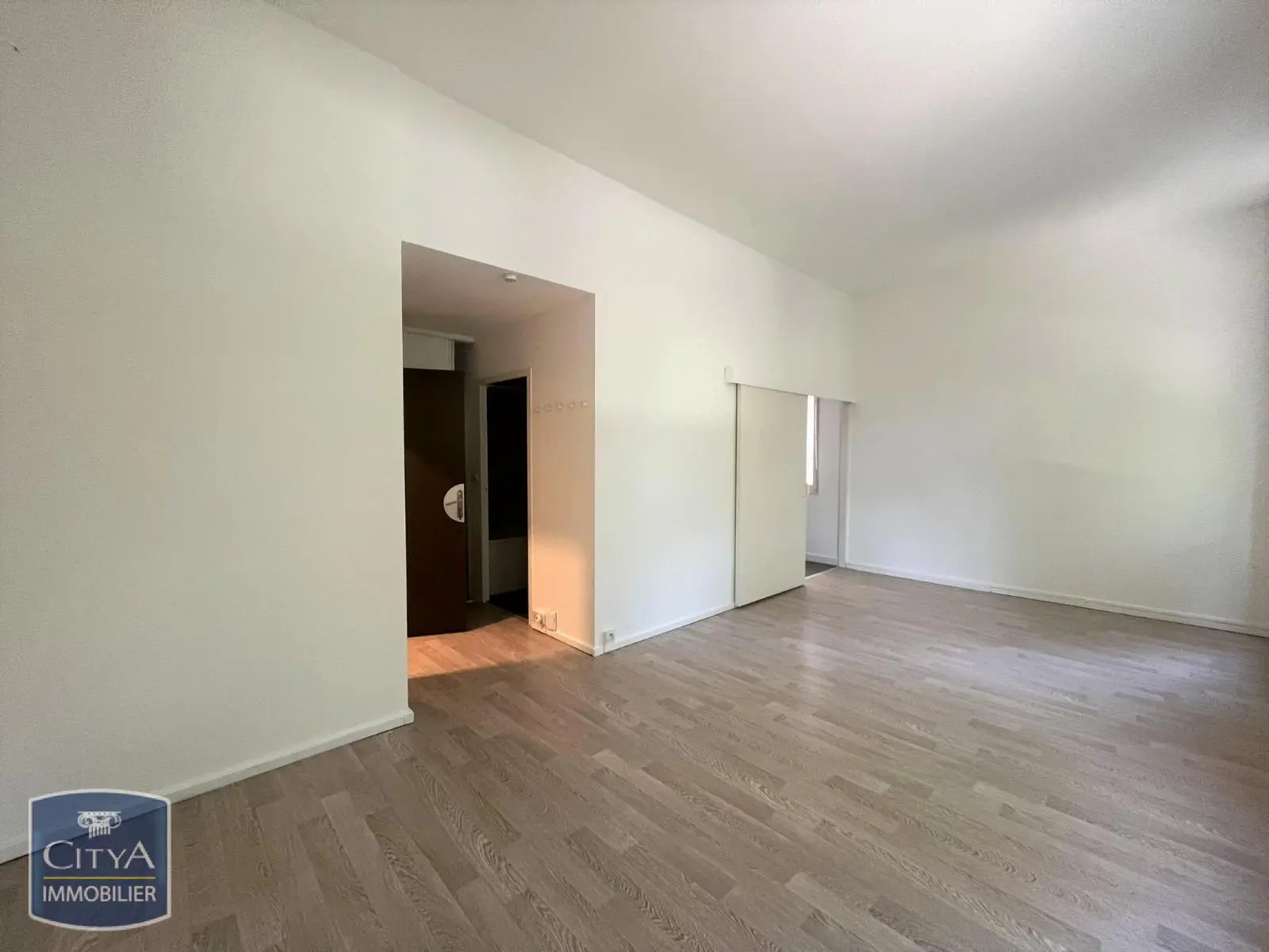 Photo 4 Appartement 1 pièce 37m²