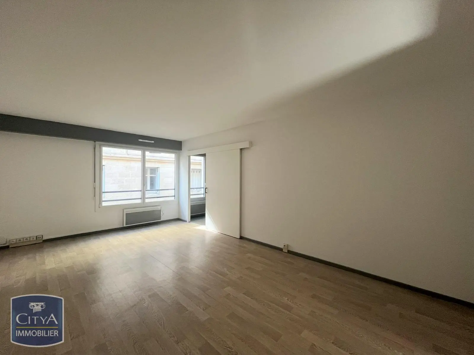 Photo 1 Appartement 2 pièces 65m²
