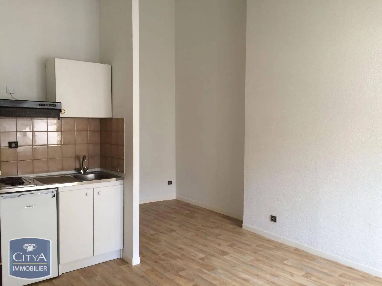 Photo 3 Appartement 1 pièce 23.69m²