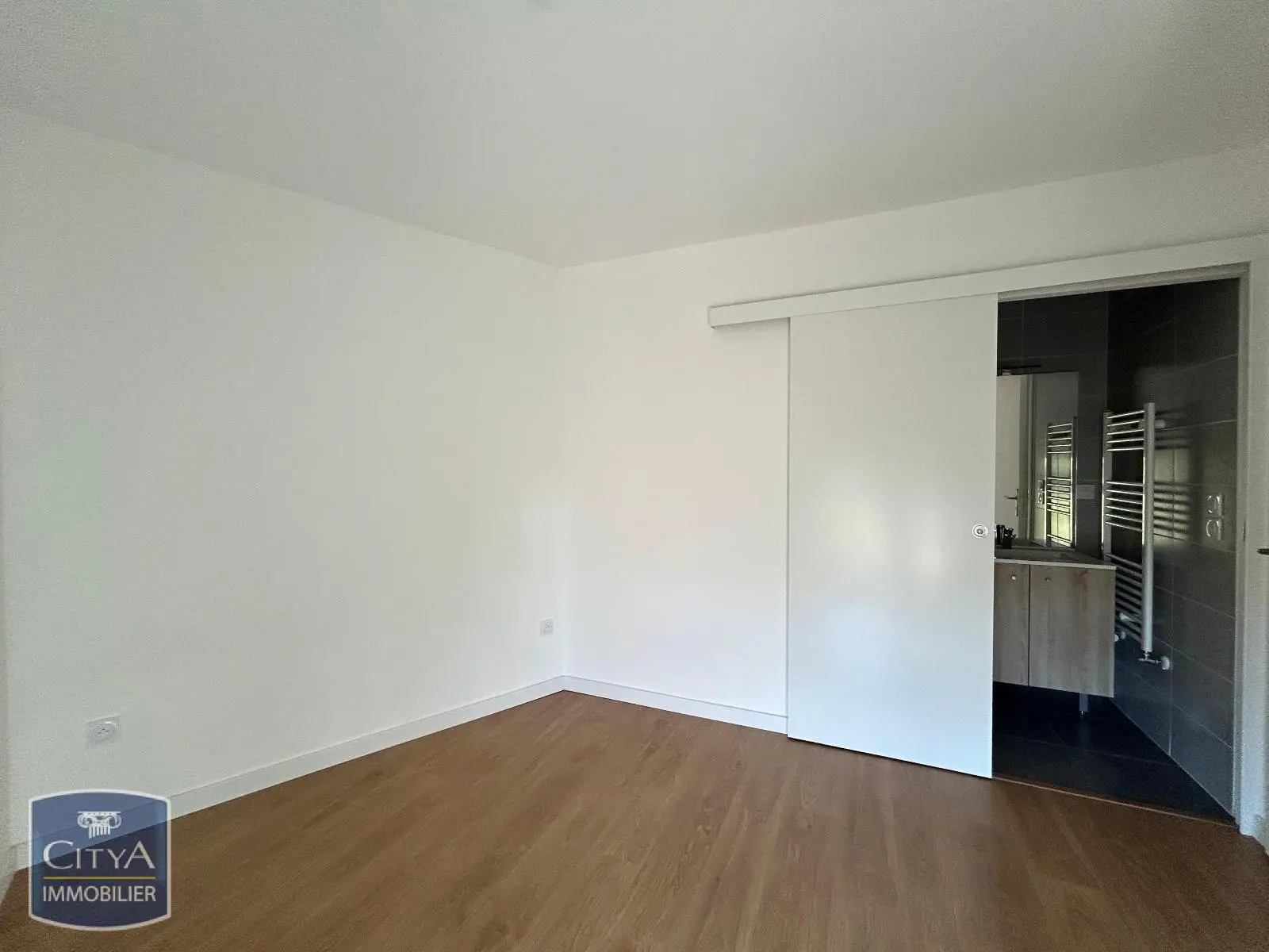 Photo 7 Appartement 5 pièces 93.79m²