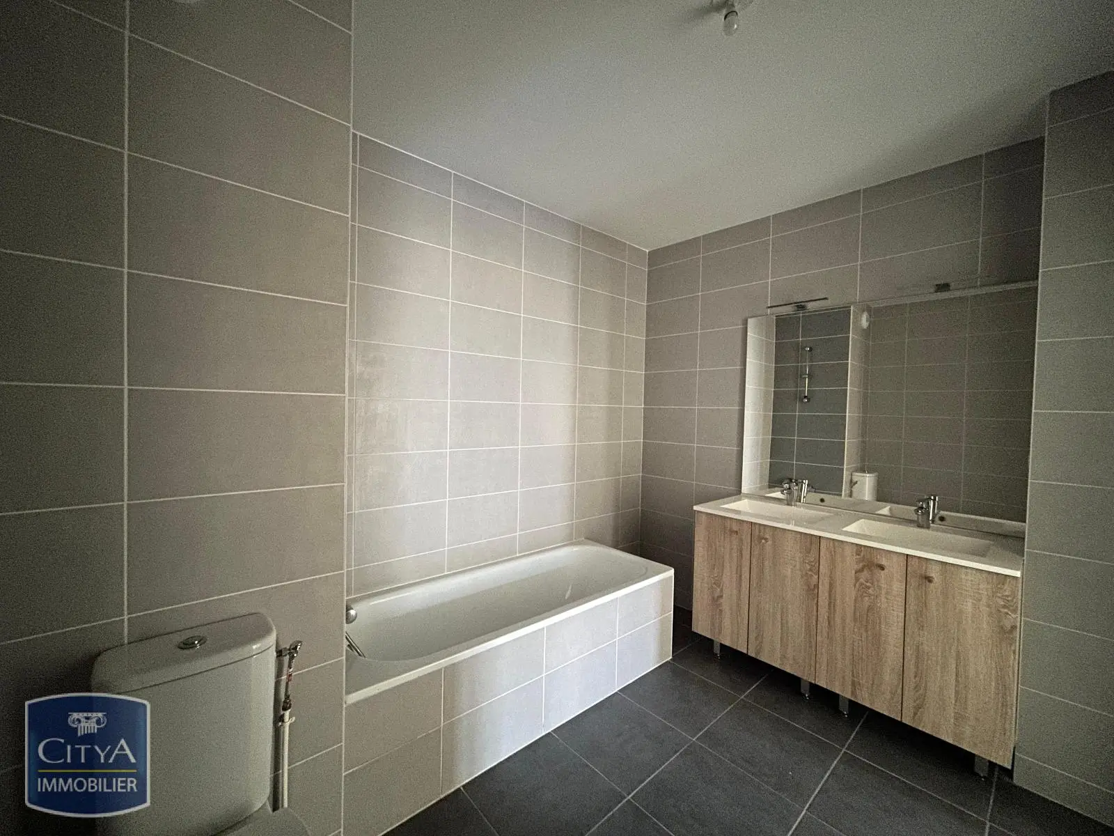 Photo 11 Appartement 5 pièces 94.74m²