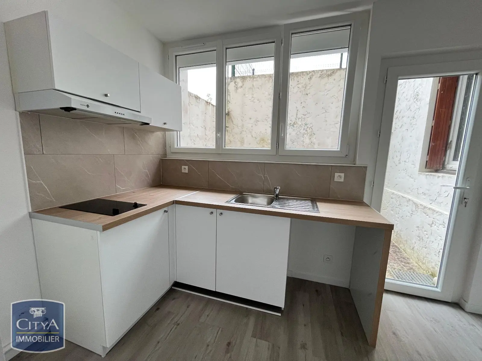 Photo 3 Appartement 1 pièce 35.64m²