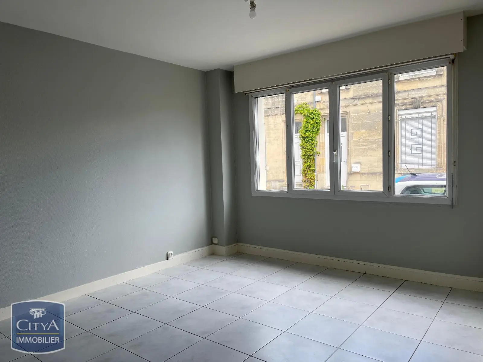 Photo 2 appartement Bordeaux