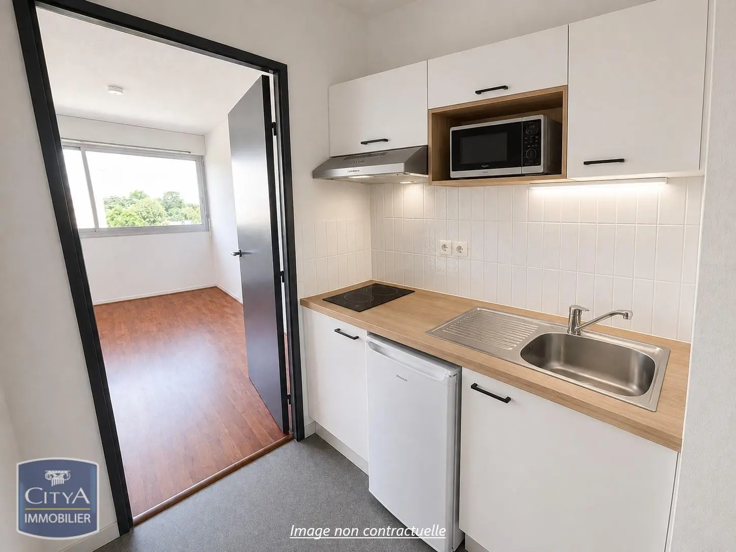 Photo 3 Appartement 1 pièce 22.08m²