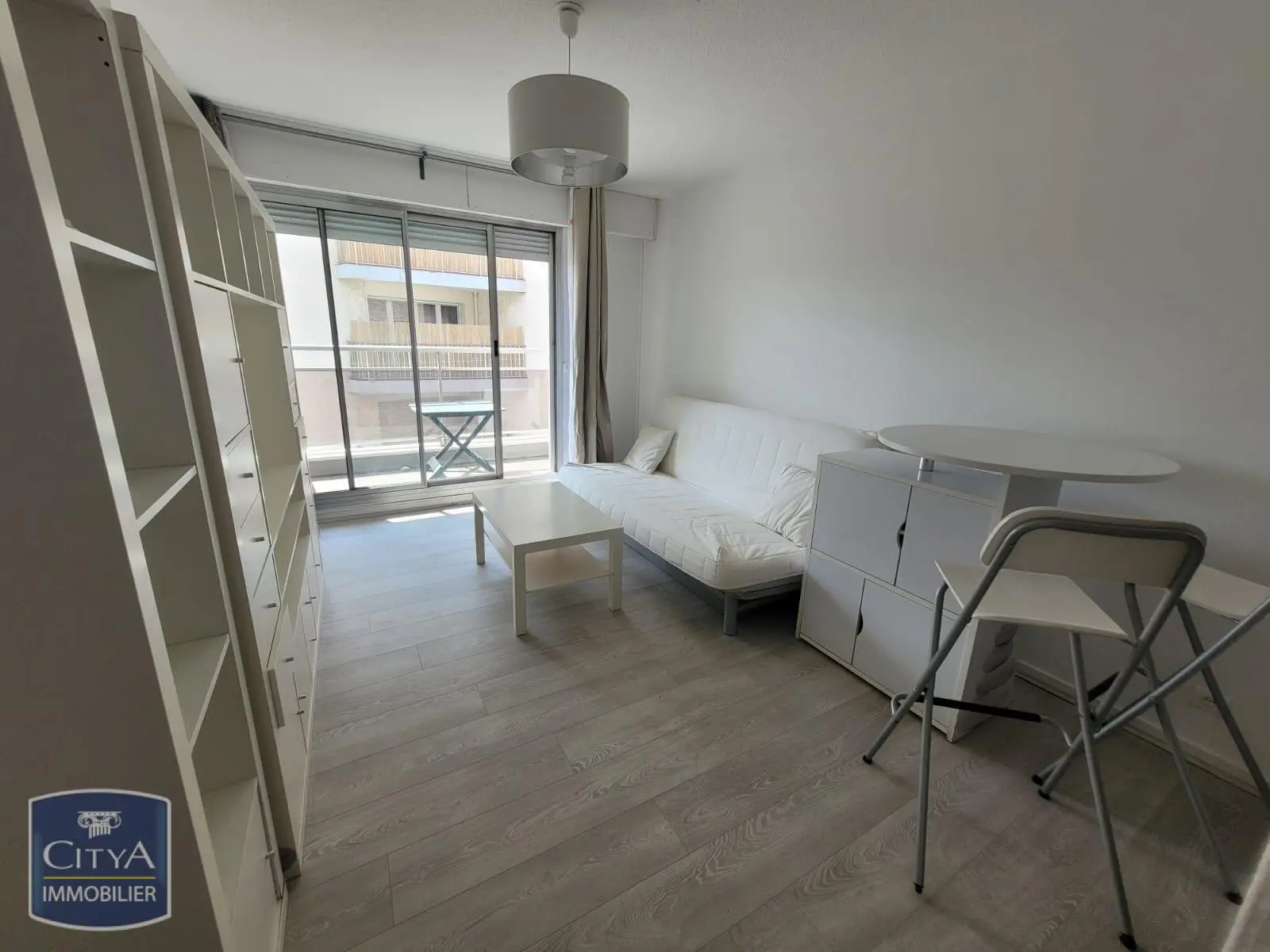 Photo 1 Appartement 1 pièce 22.65m²