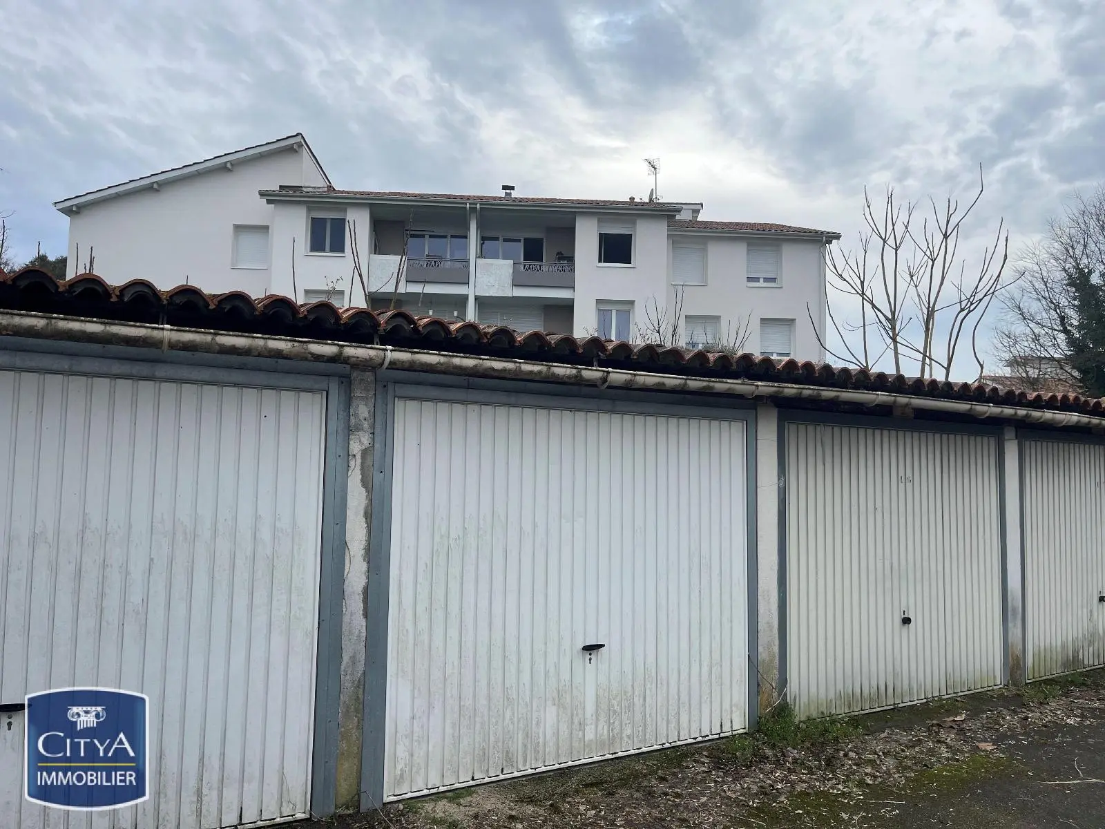 Photo 1 Parking 10m²