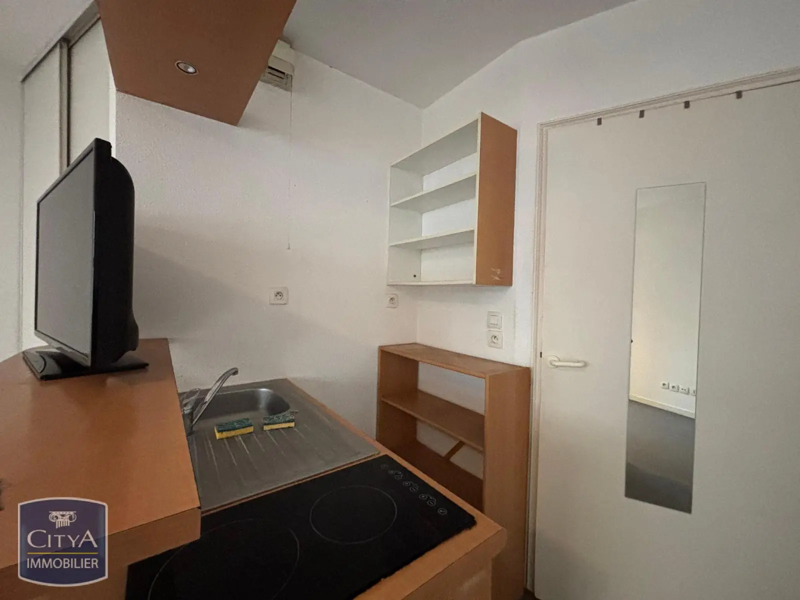 Photo 3 Appartement 1 pièce 25.6m²