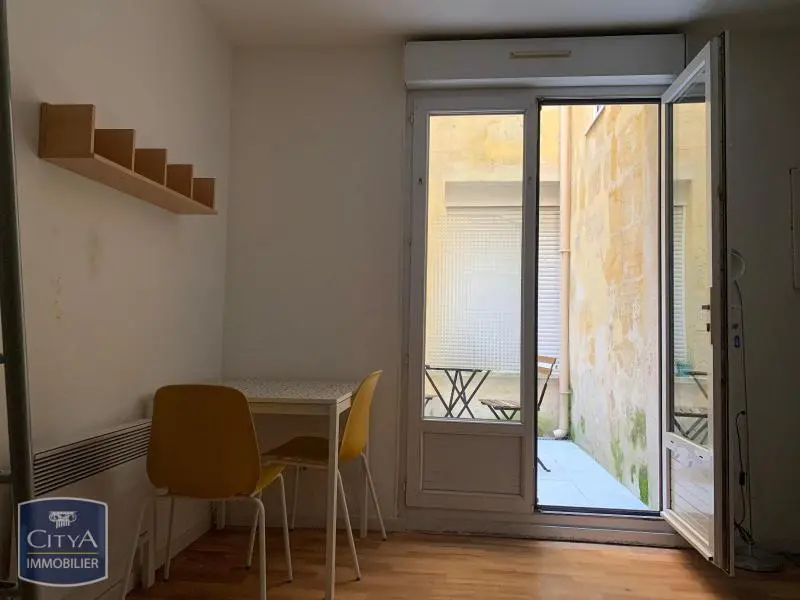 Photo 1 Appartement 1 pièce 14.54m²