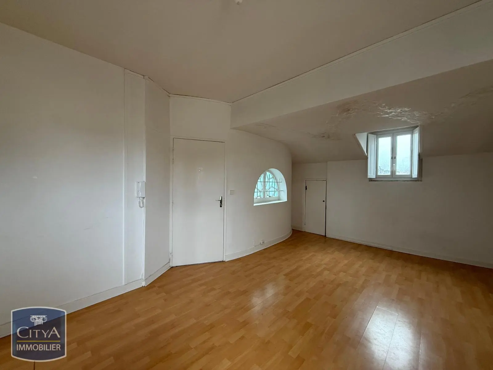 Photo 2 Appartement 2 pièces 42.11m²