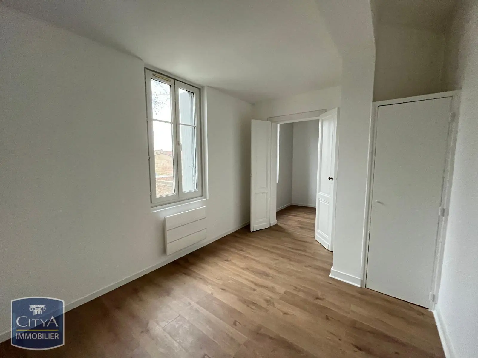 Photo 2 Appartement 1 pièce 26.3m²