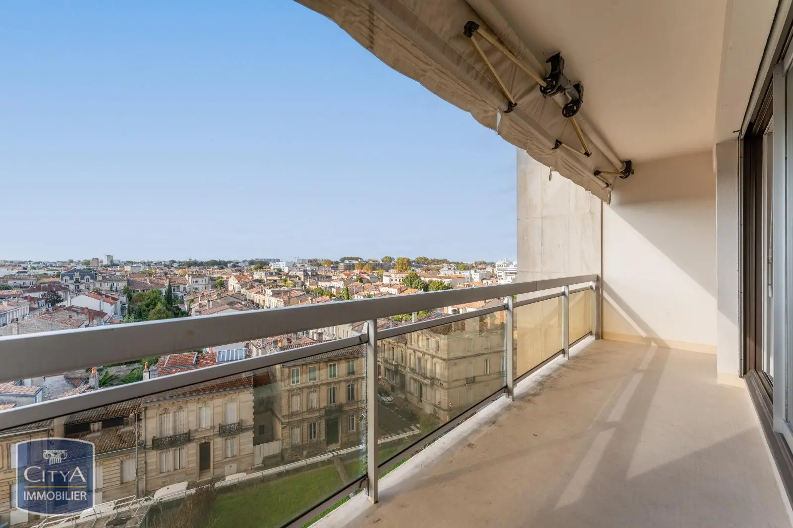 Photo 3 Appartement 5 pièces 150m²