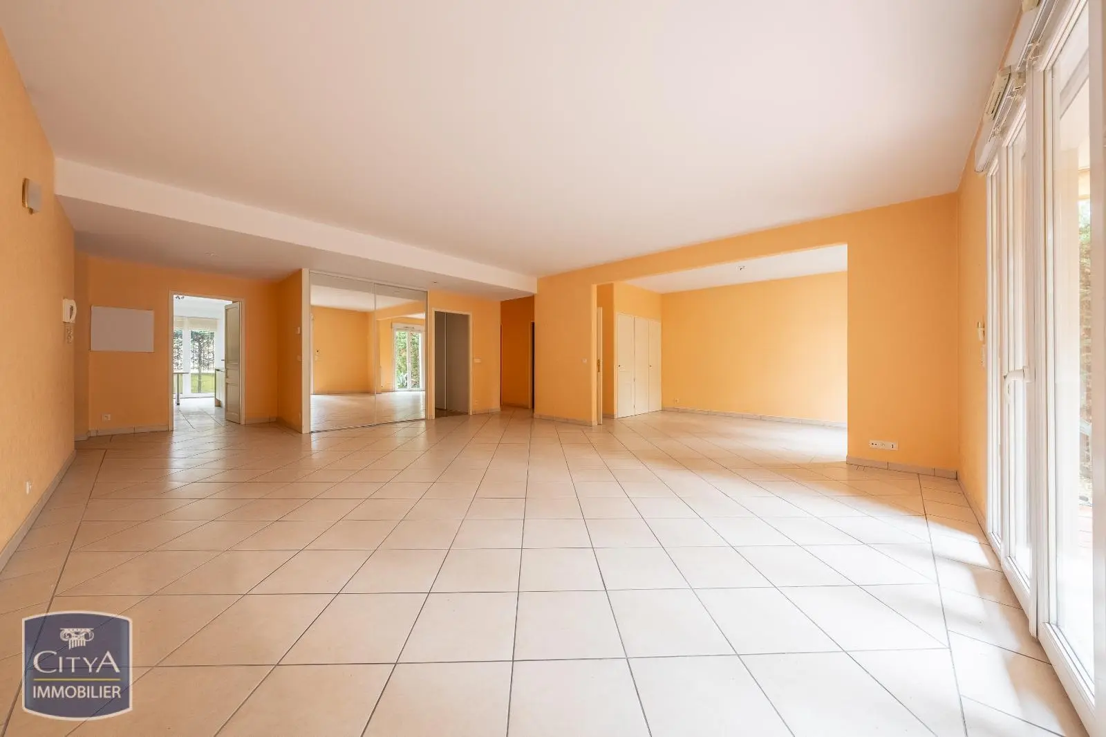 Photo 12 Appartement 3 pièces 125m²