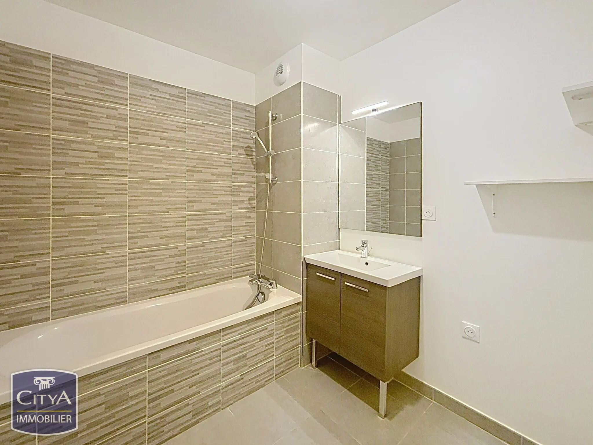 Photo 8 Appartement 3 pièces 65.9m²