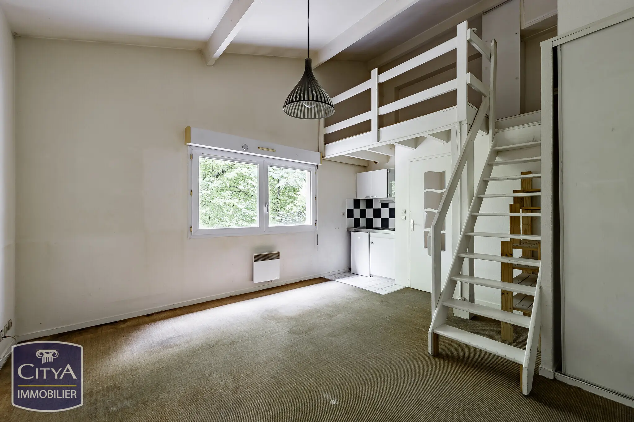 Photo 1 Appartement 1 pièce 23.03m²