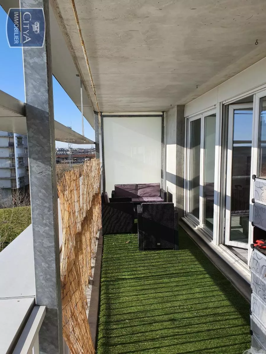 Illustration pour Appartement 2 pièces 48m² Photo Appartement 2 pièces 48m²