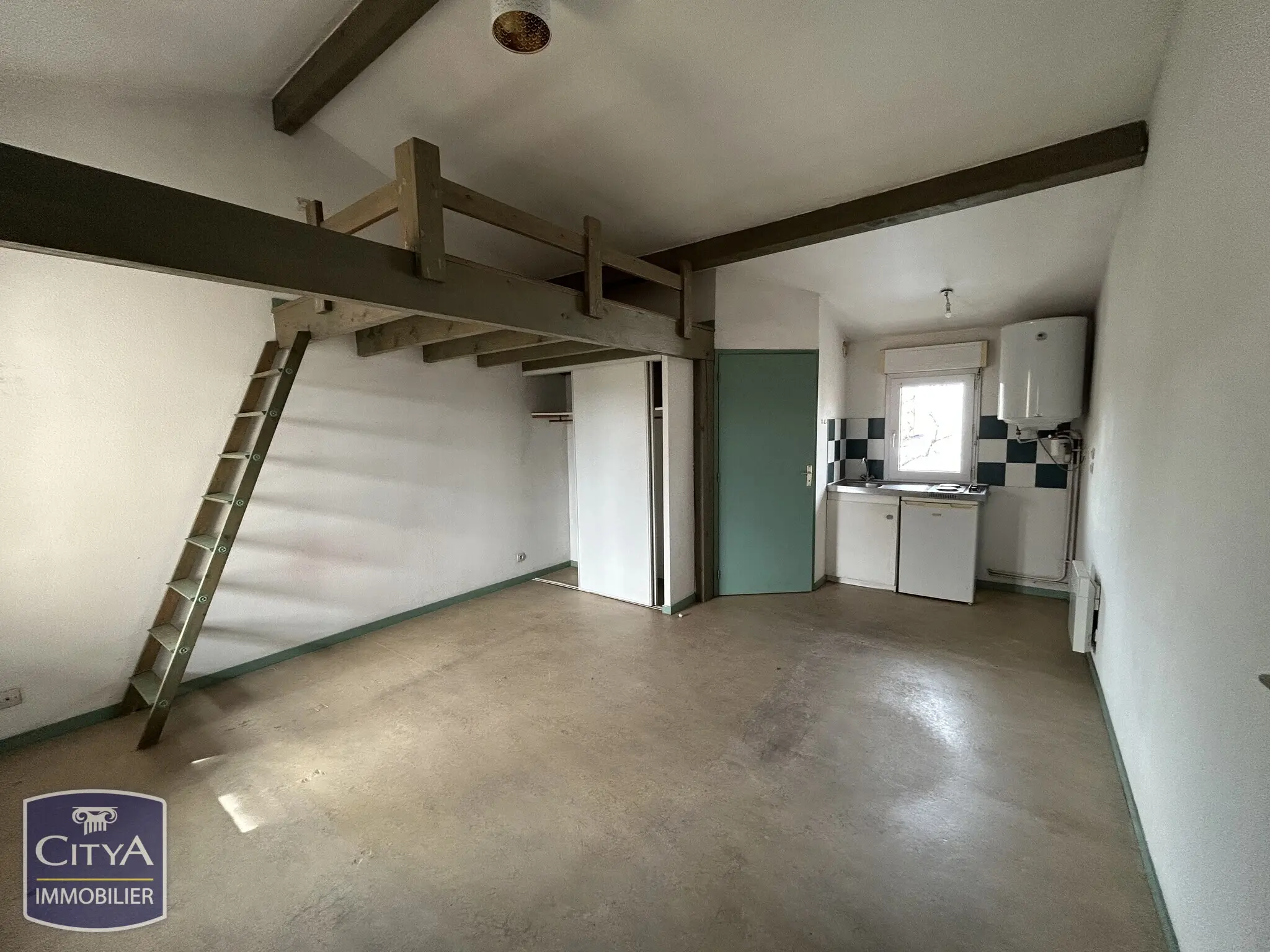 Photo 1 Appartement 1 pièce 30m²