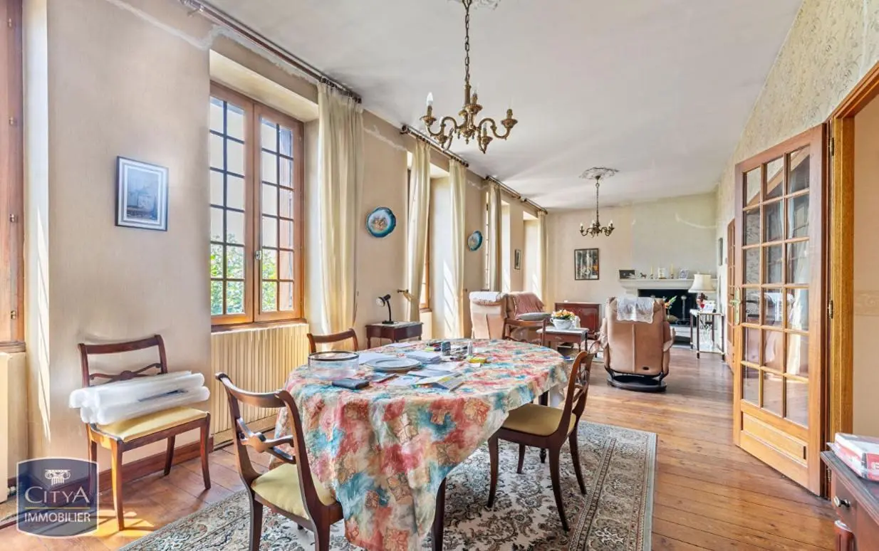 Photo 2 Maison 6 pièces 290m²