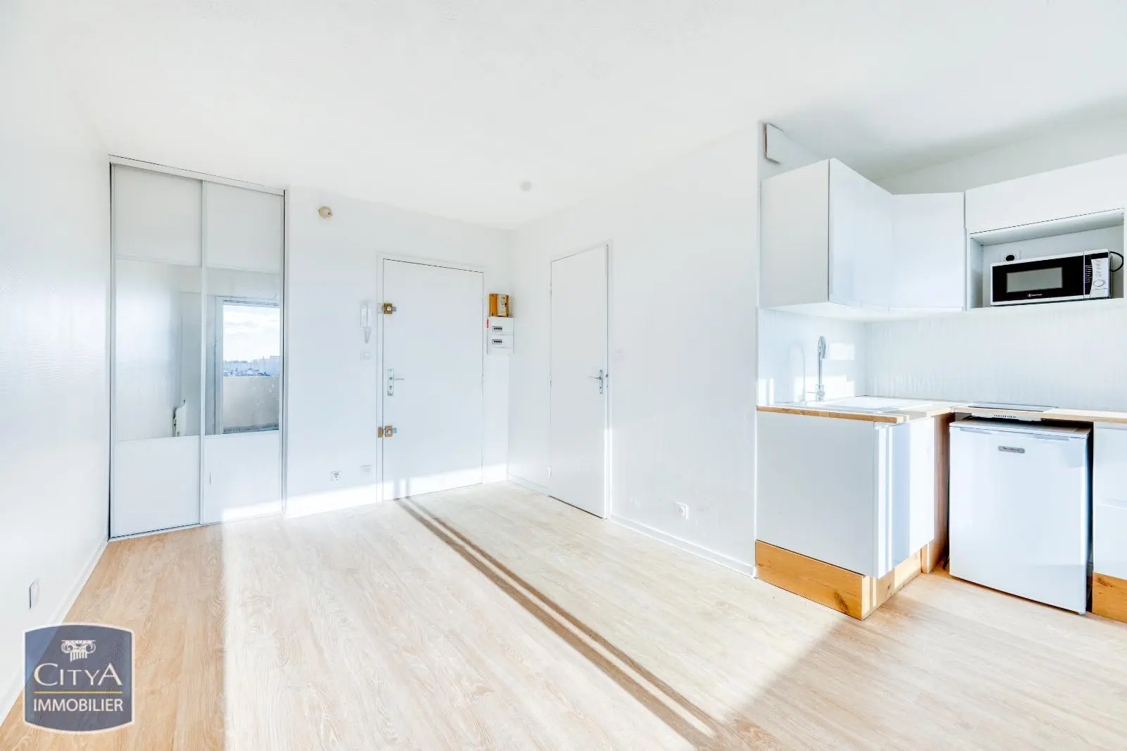 Photo 3 Appartement 1 pièce 20.22m²