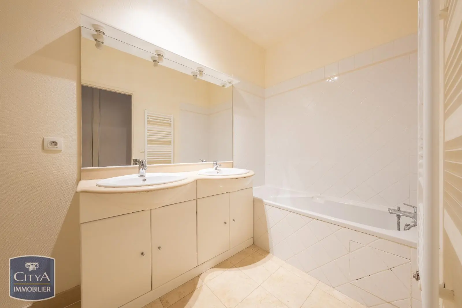 Photo 13 Appartement 3 pièces 125m²