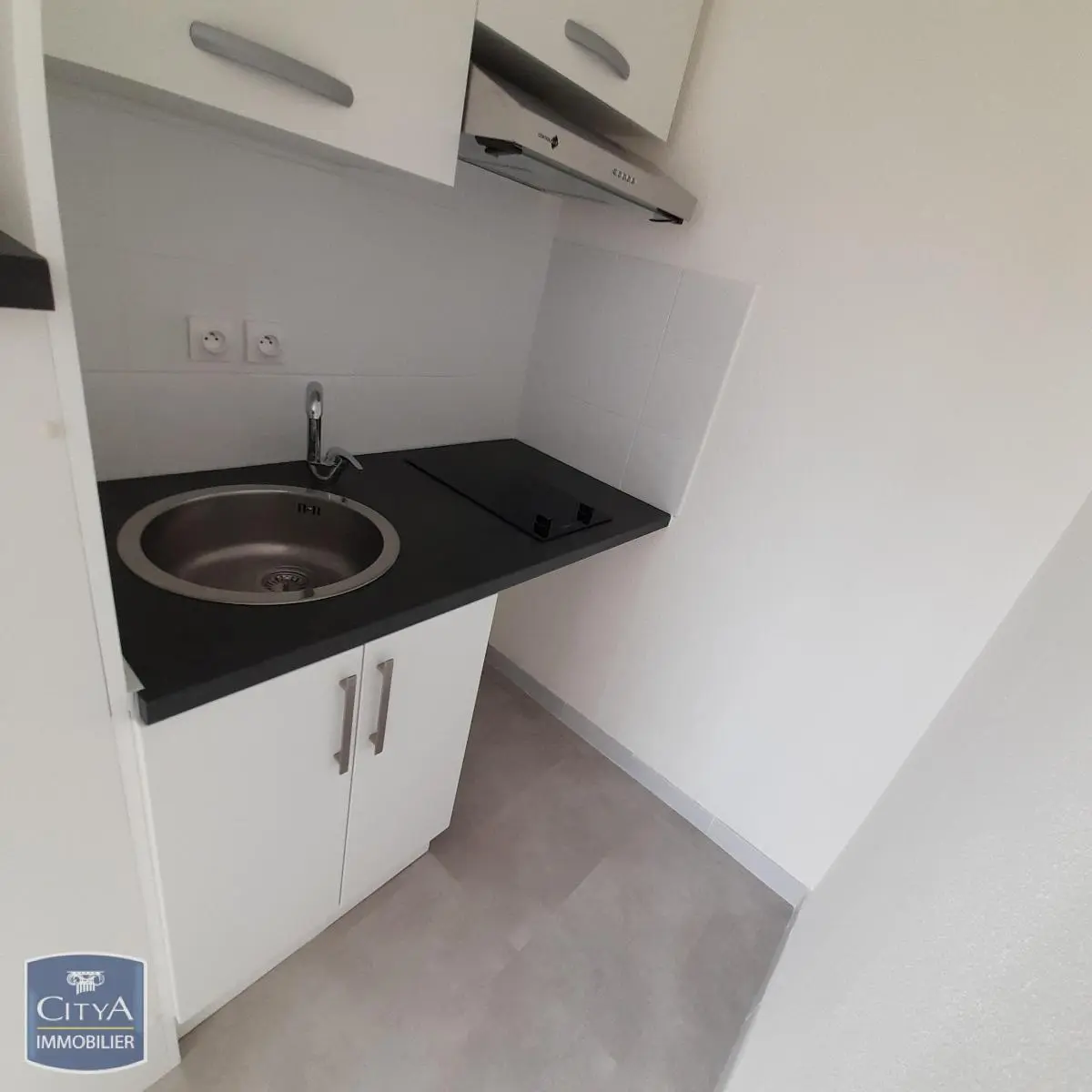 Photo 3 Appartement 1 pièce 22.09m²