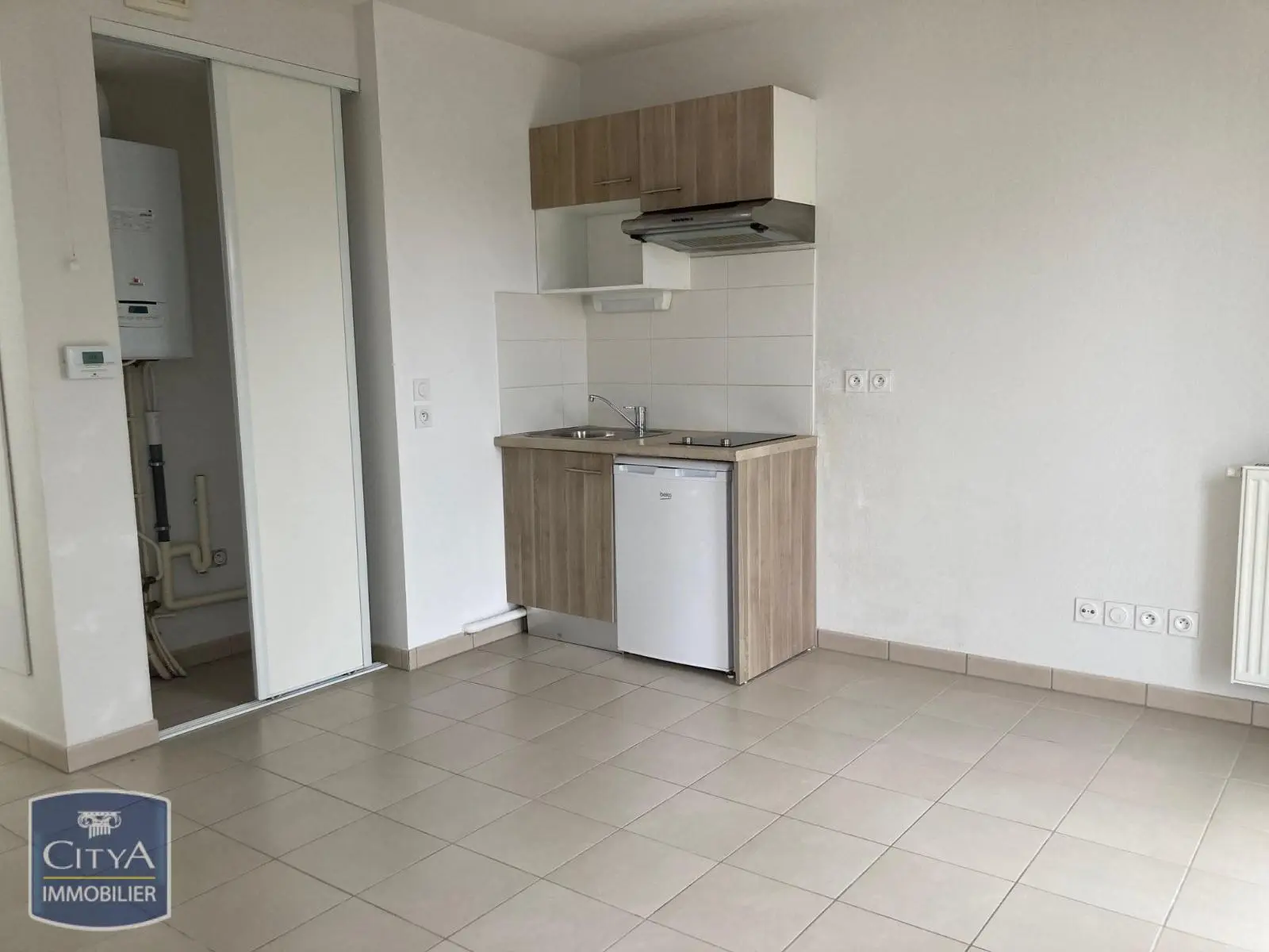 Photo 2 Appartement 1 pièce 21.97m²