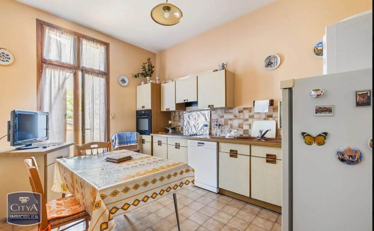 Photo 3 Maison 6 pièces 180m²