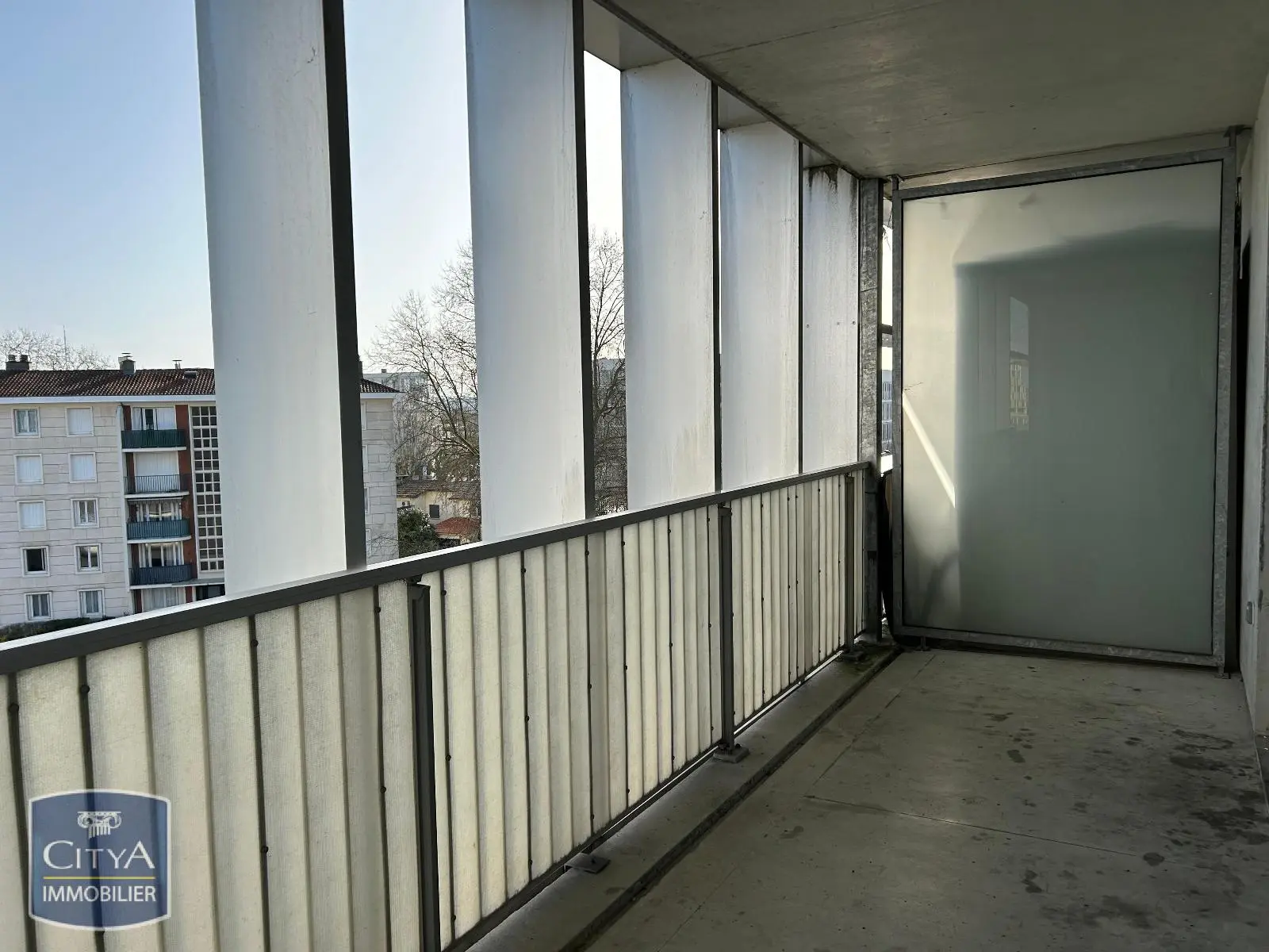 Photo 2 Appartement 1 pièce 30.35m²