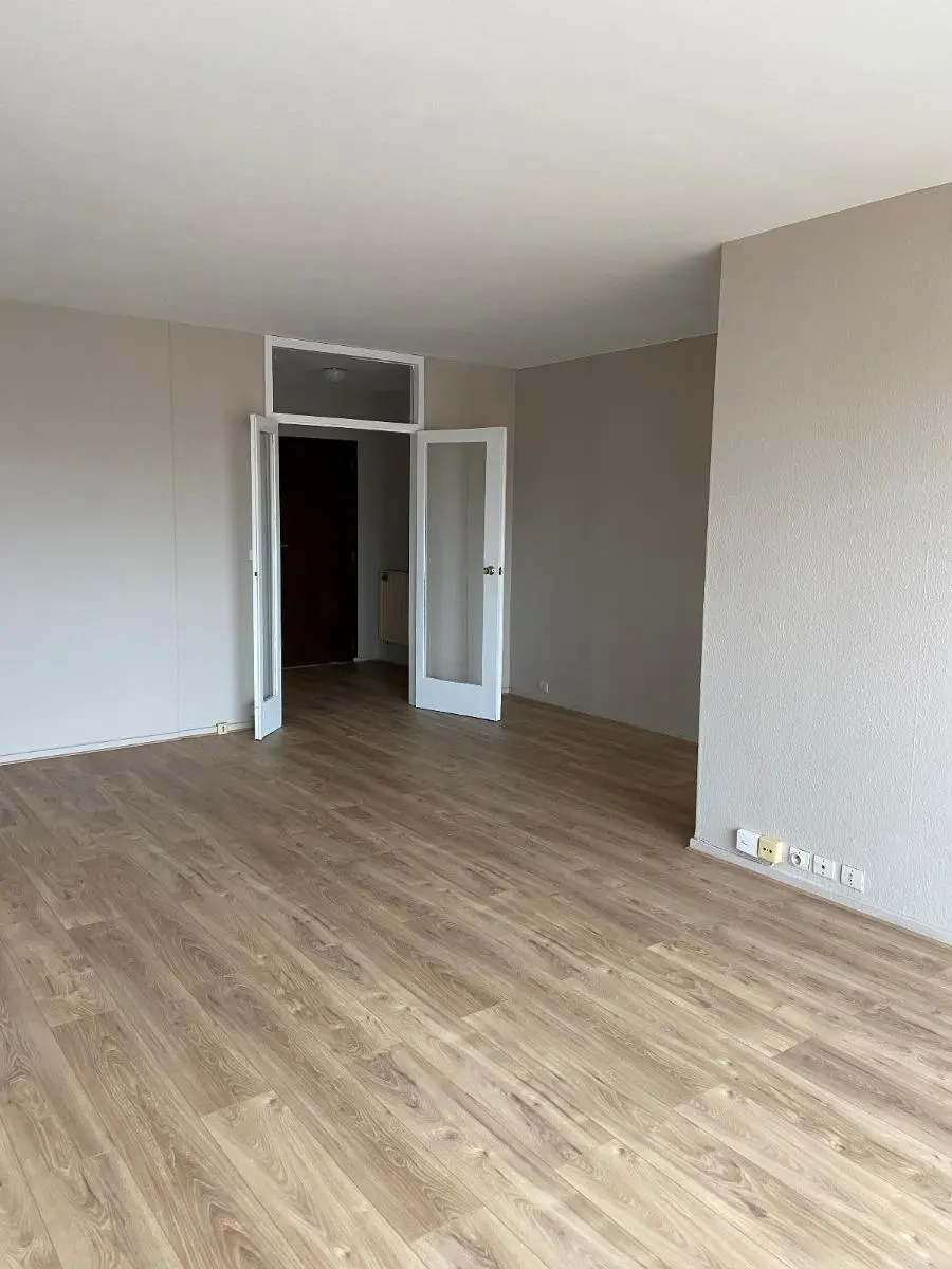 Photo 2 Appartement 2 pièces 51.93m²