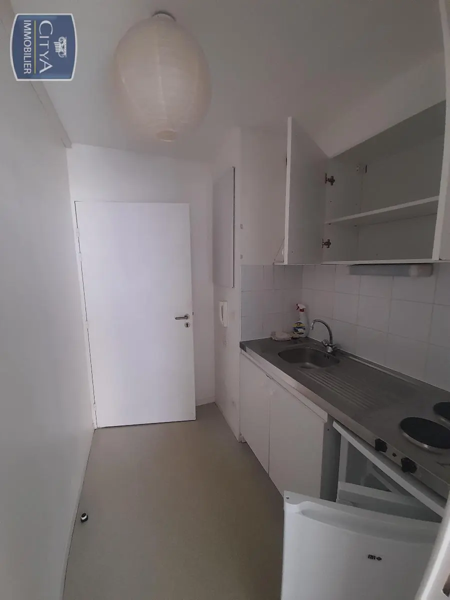 Photo 2 Appartement 1 pièce 21.42m²