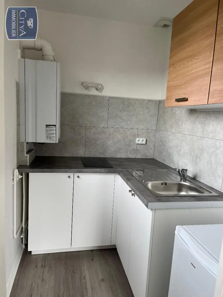 Photo 3 Appartement 1 pièce 28.14m²