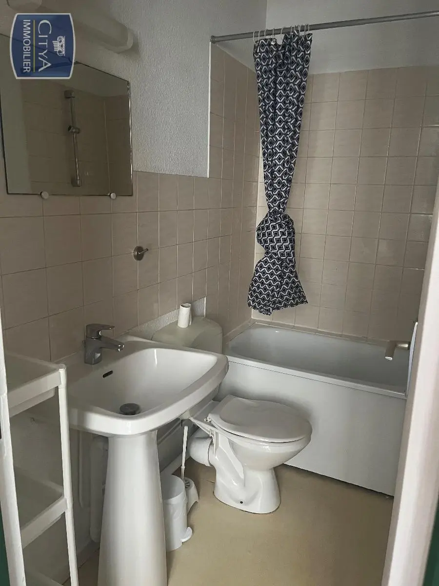 Photo 2 Appartement 1 pièce 13.27m²