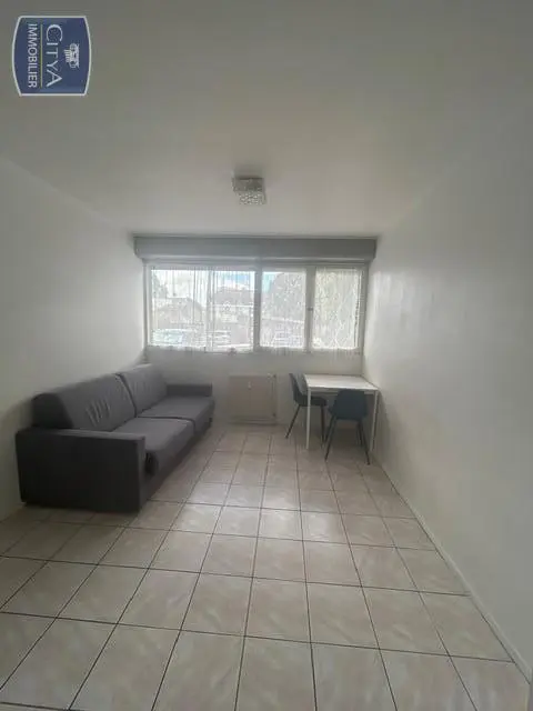 Photo 1 Appartement 1 pièce 17.33m²