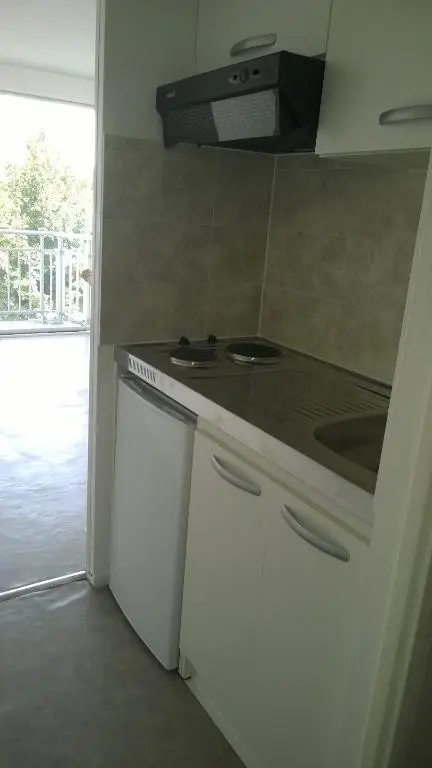 Photo 2 Appartement 1 pièce 19m²