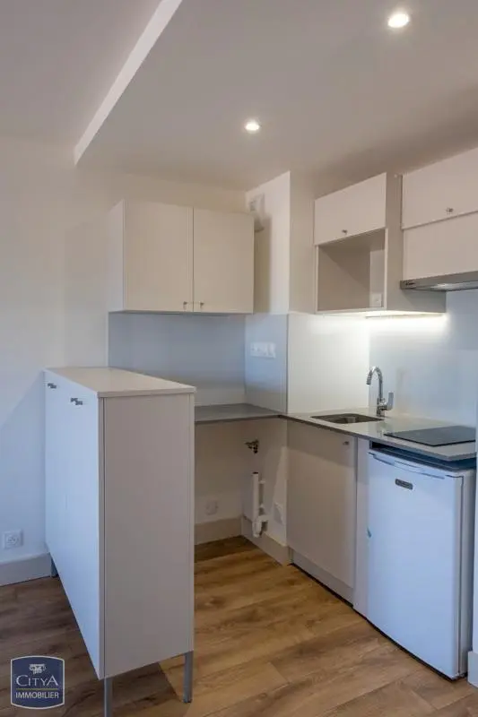 Photo 2 Appartement 1 pièce 25.24m²