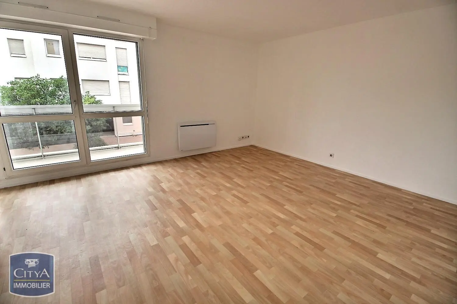 Photo 1 Appartement 1 pièce 32.29m²