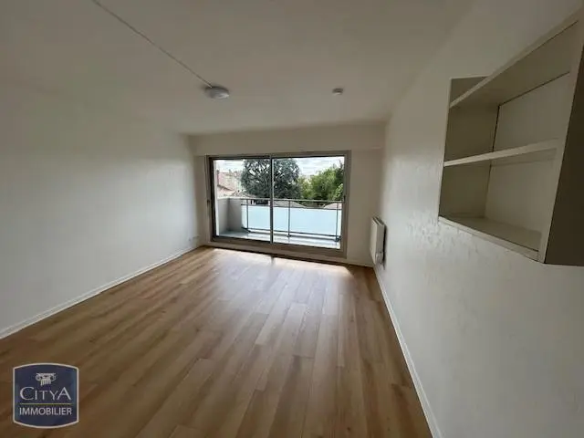 Photo 1 Appartement 1 pièce 25.93m²