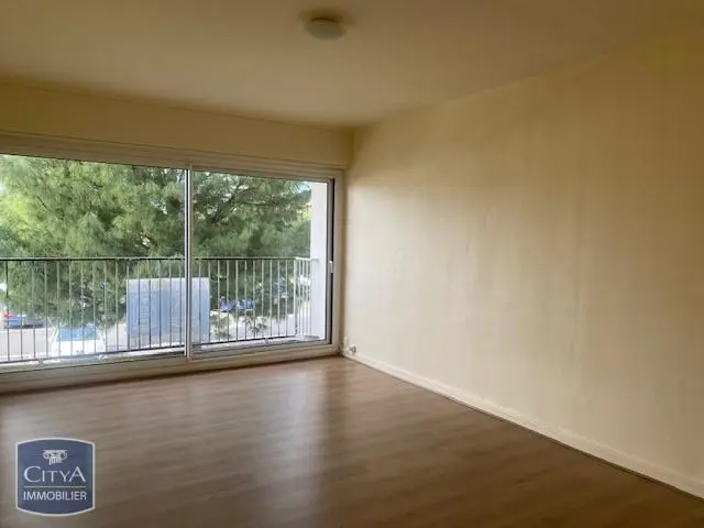Photo 2 Appartement 1 pièce 30.01m²
