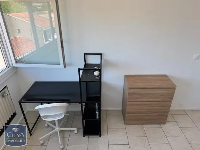 Photo 2 Appartement 1 pièce 18.52m²