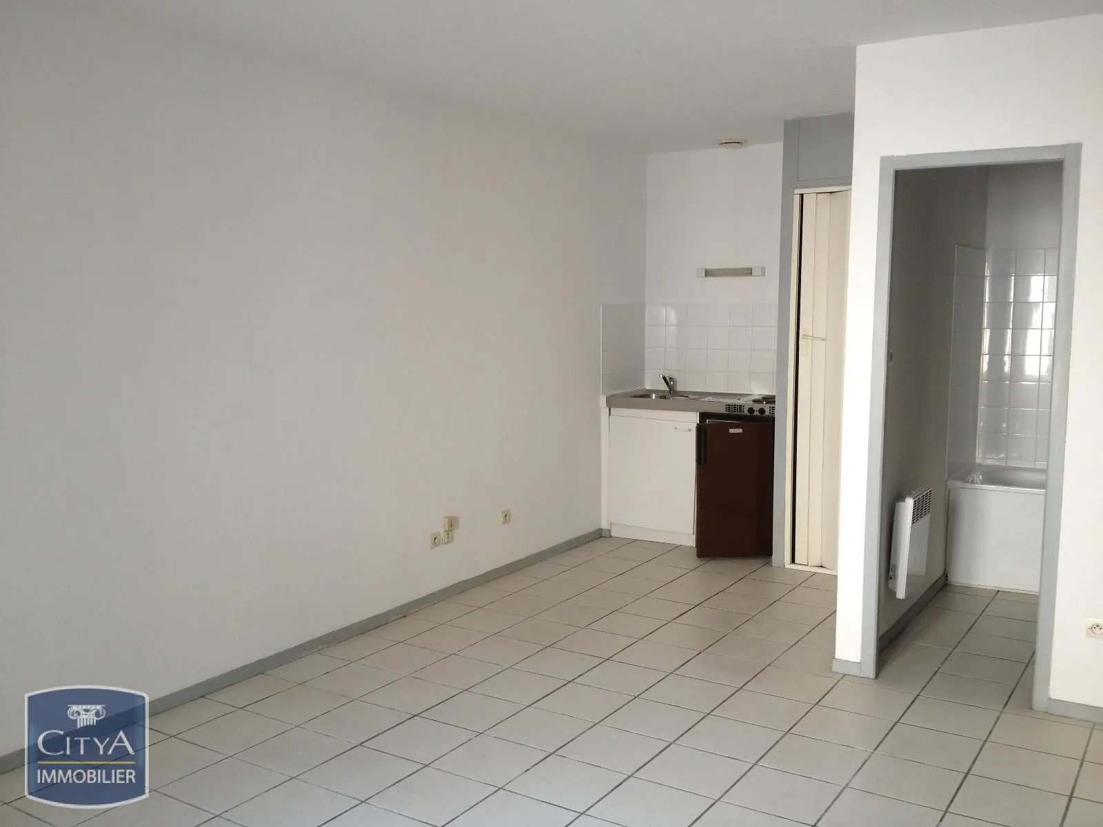 Photo 1 Appartement 1 pièce 26.43m²