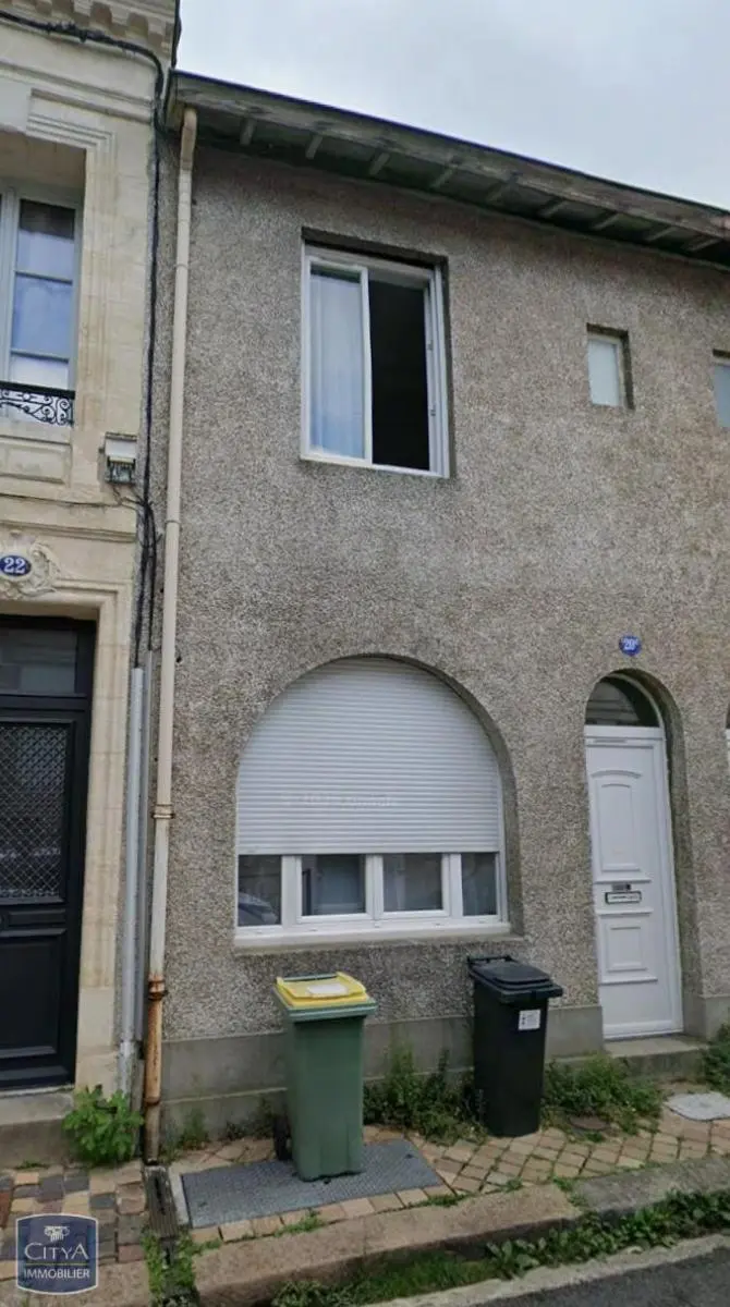 Photo 1 Maison 4 pièces 82m²