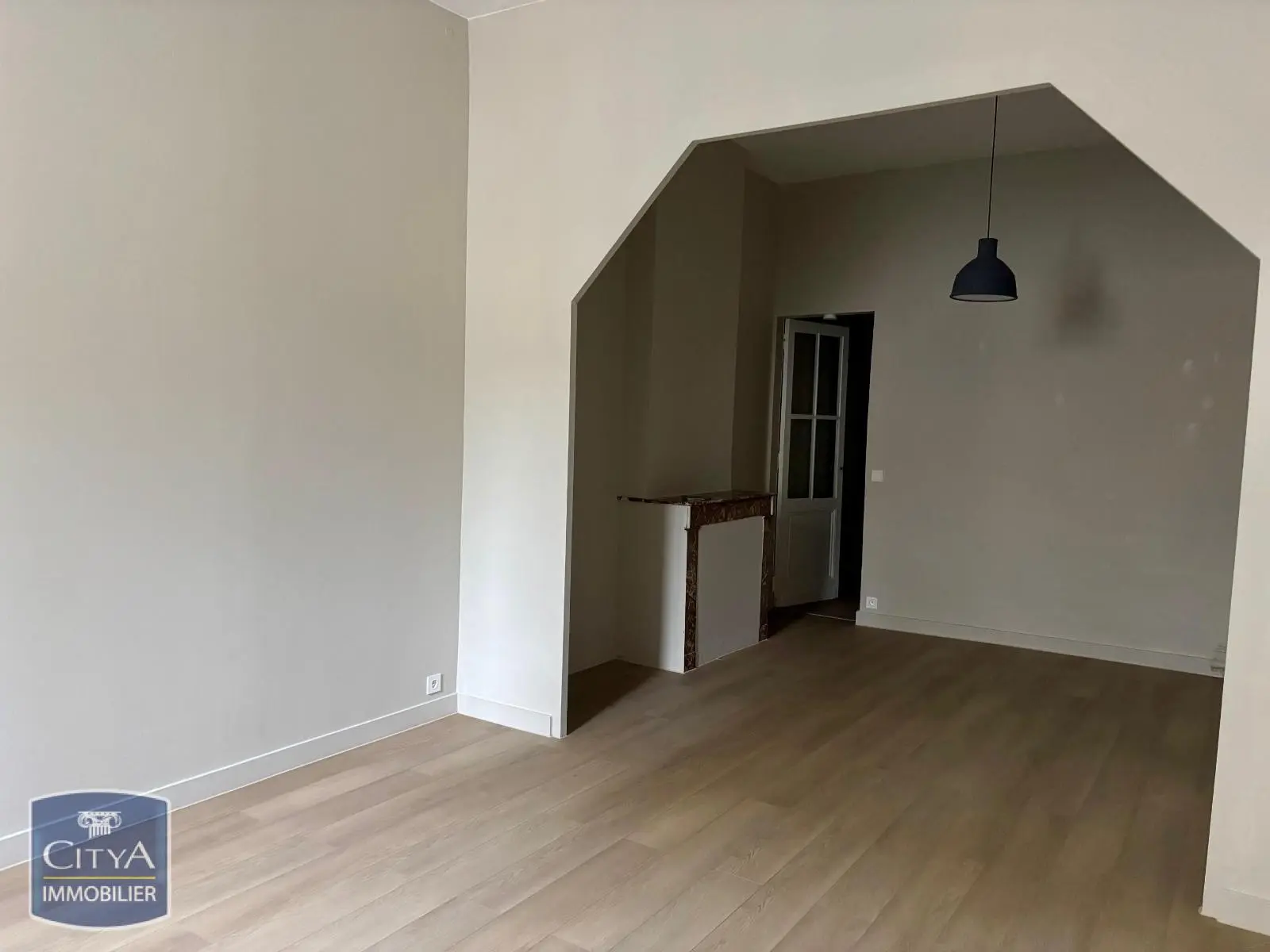 Photo 1 Appartement 1 pièce 45.45m²