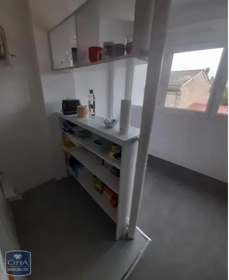 Photo 1 Appartement 1 pièce 30.83m²