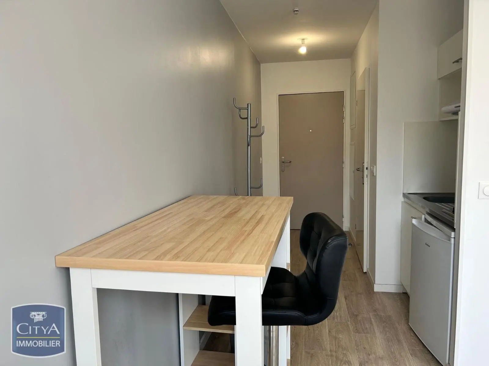 Photo 2 Appartement 1 pièce 21.34m²