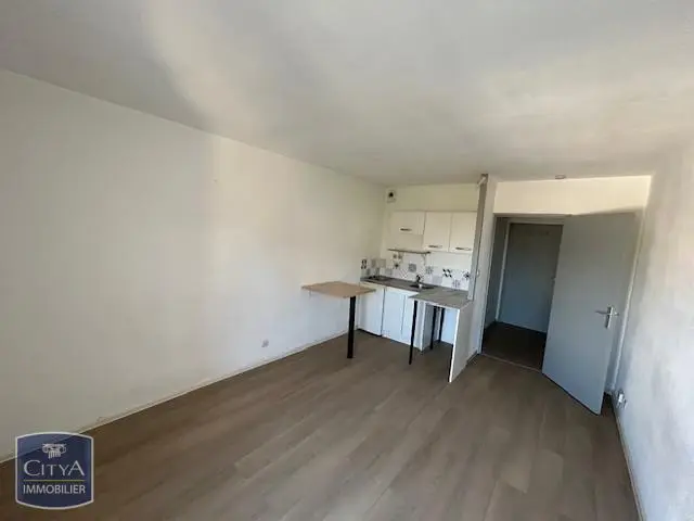 Photo 2 Appartement 1 pièce 21.75m²