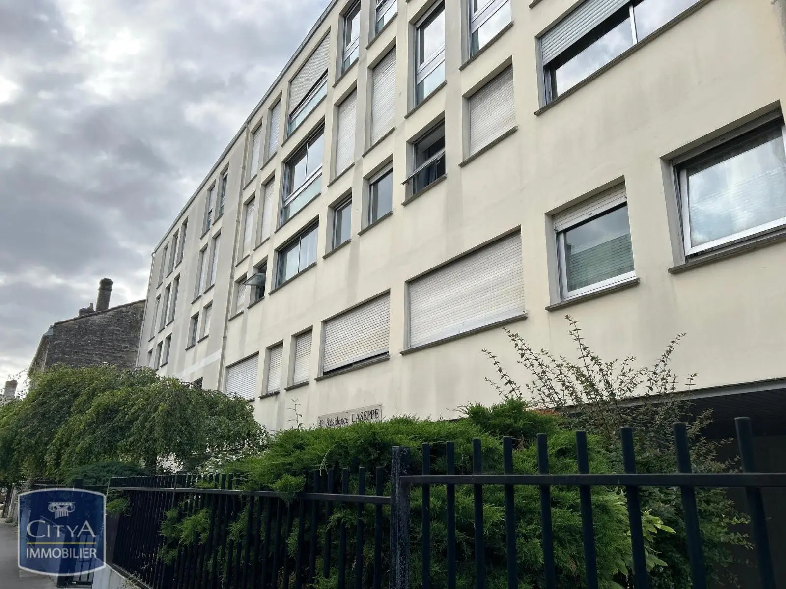 Photo 1 Appartement 1 pièce 21.58m²