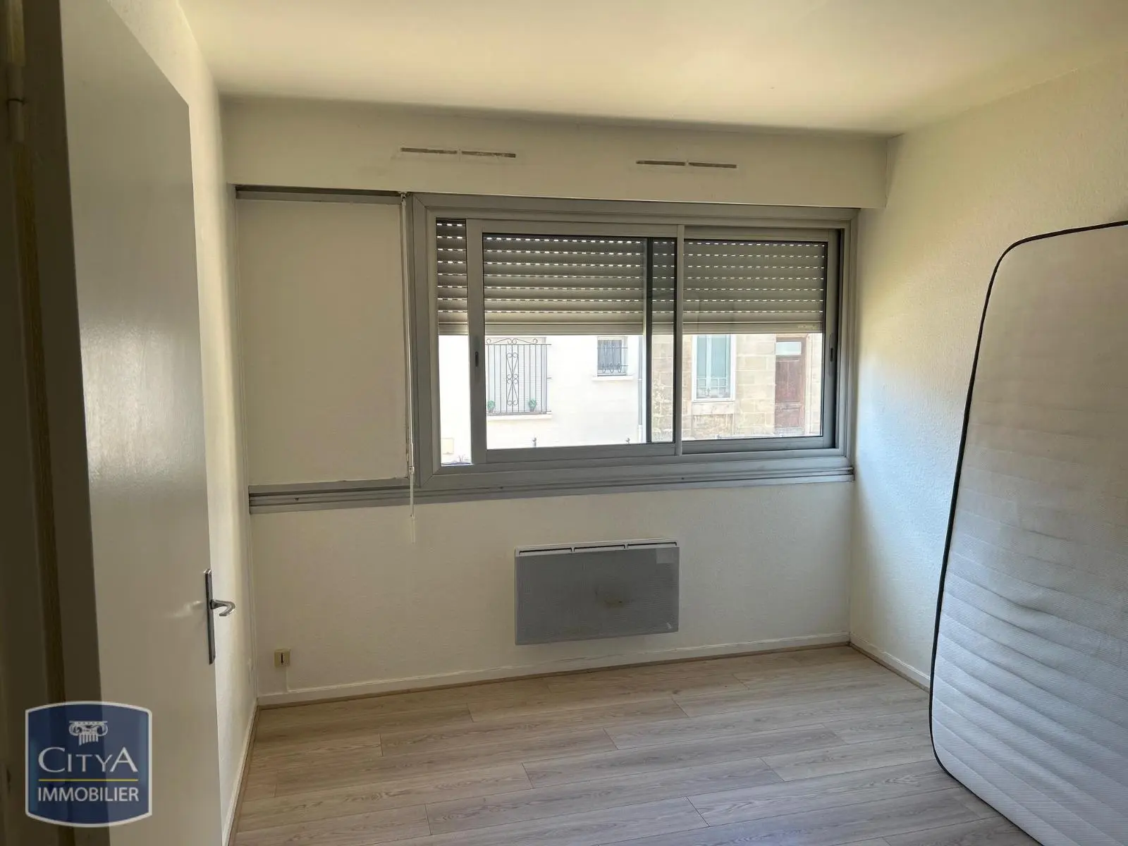 Photo 2 Appartement 1 pièce 28.55m²