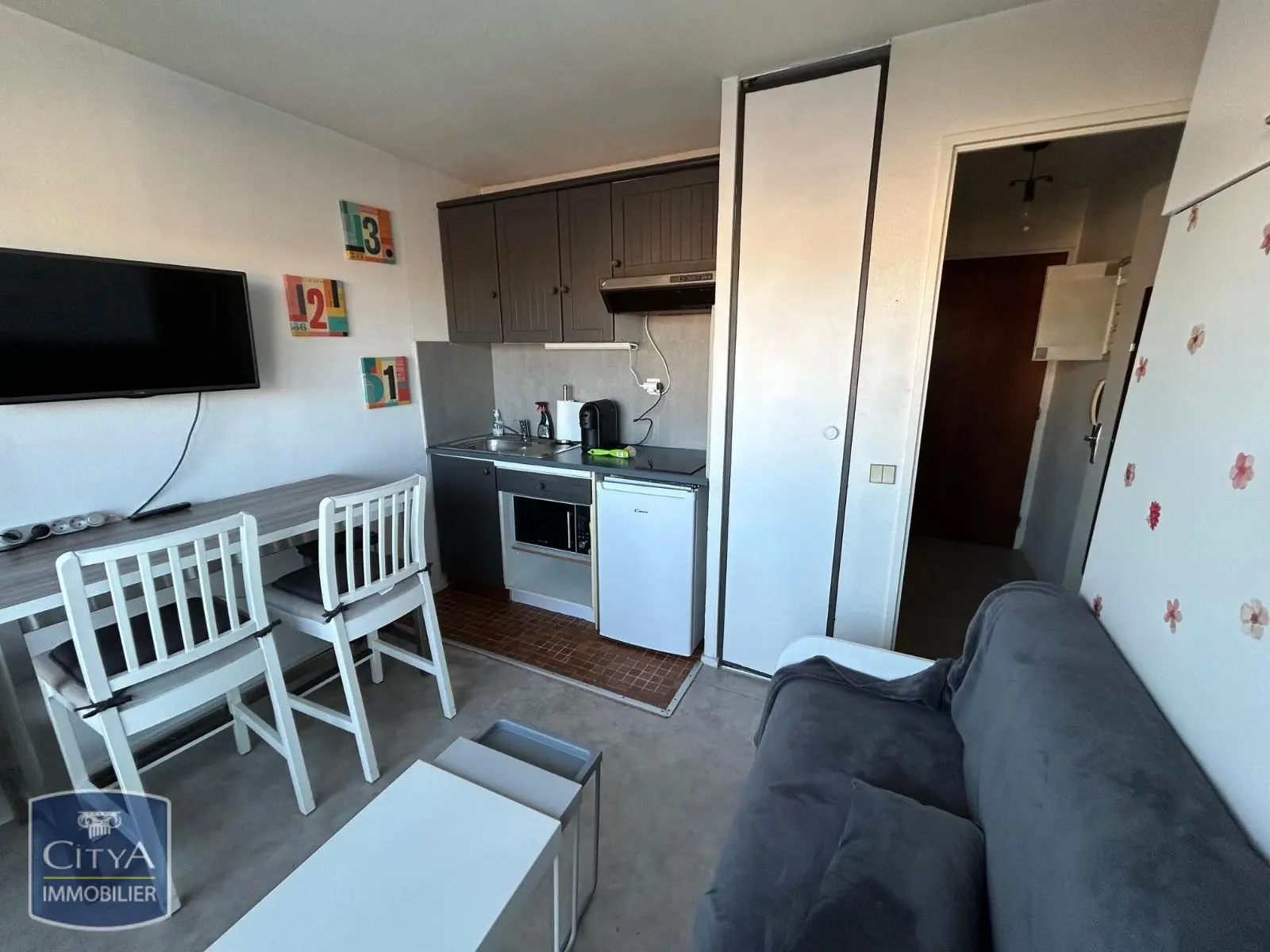 Photo 3 Appartement 1 pièce 15.72m²